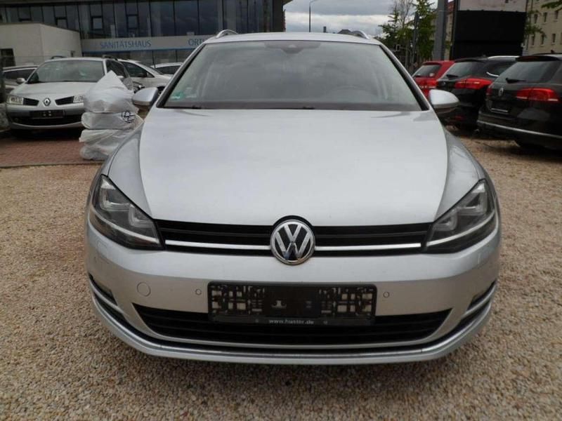 Reflexsilber Gebraucht 2016 VW Golf VII Allstar Kombi | 9.999 € (Guter Preis) - Bild 1/4