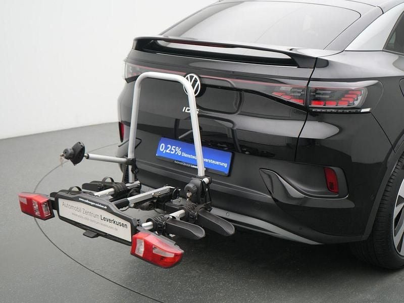 Gebraucht VW ID.5 Pro Performance 150 kW (204 PS) 2023 Schwarz / grenadillschwarz (metallic) SUV