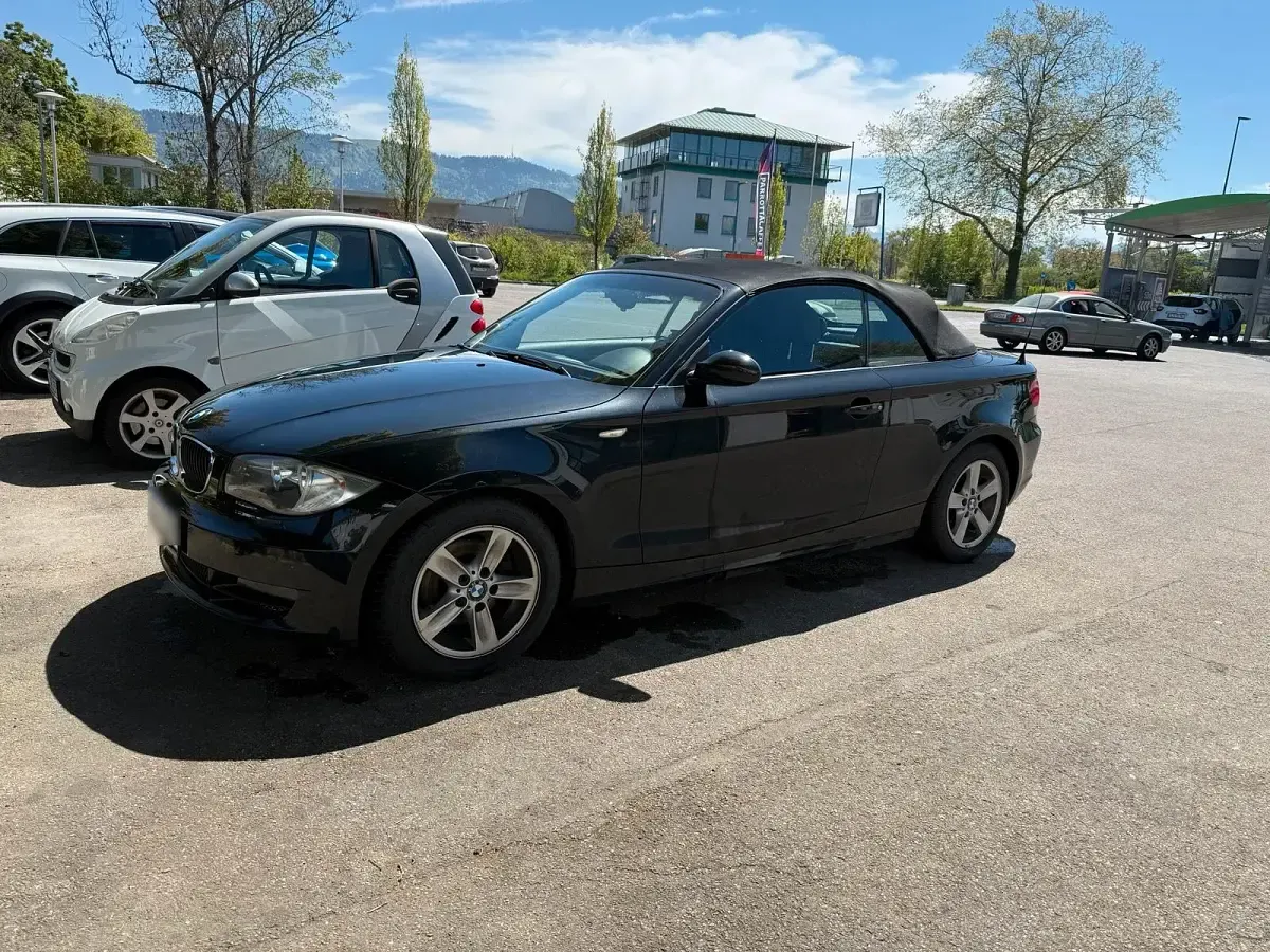 Gebraucht BMW 120 Cabriolet 170 PS (125 kW) 2008 Schwarz Cabrio