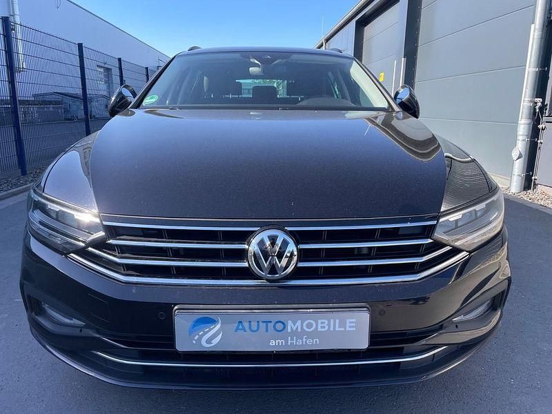 Gebraucht VW Passat Business 150 PS (110 kW) 2019 Schwarz Limousine