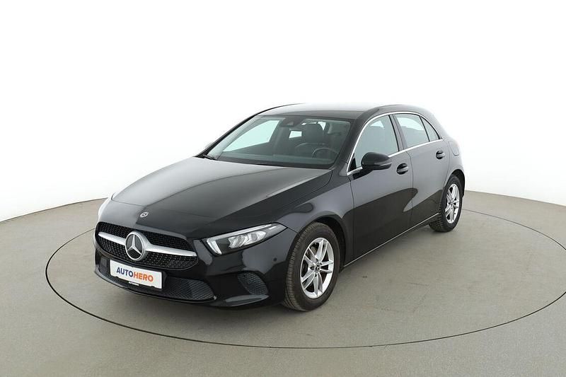 Gebraucht Mercedes A180 116 PS (85 kW) 2020 Limousine