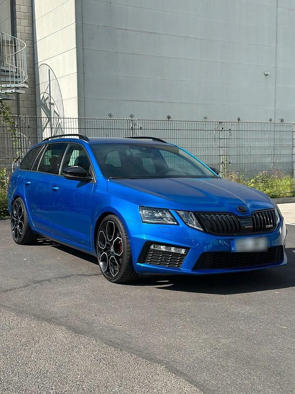 Gebraucht Skoda Octavia RS 184 PS (135 kW) 2020 Blau Kombi