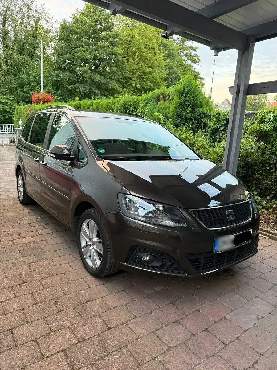 Gebraucht Seat Alhambra Style 150 PS (110 kW) 2015 Braun Van / Kleinbus