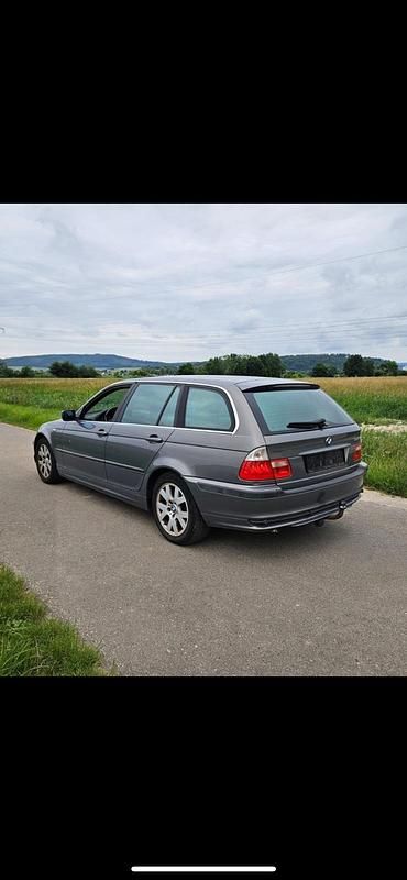 Gebraucht BMW 320 Exclusive 150 PS (110 kW) 2006 Grau Kombi