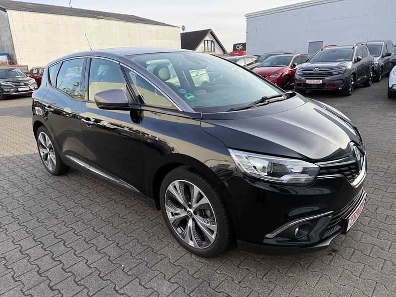 Gebraucht Renault Scénic IV 163 PS (119 kW) 2018 Schwarz Van / Kleinbus