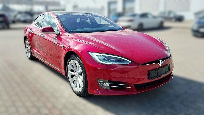 Usado Tesla Model S Performance 186 kW (253 CV) 2020 Rojo Utilitario