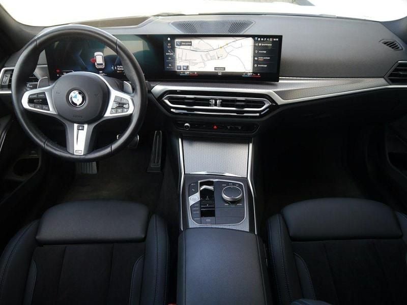 Gebraucht BMW 330 M Sport 286 PS (210 kW) 2023 Weiß Kombi