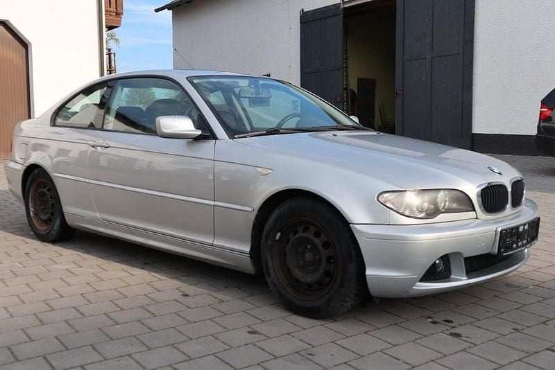 Gebraucht BMW 318 143 PS (105 kW) 2004 Silber Coupé