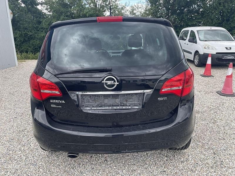 Gebraucht Opel Meriva Innovation 131 PS (96 kW) 2011 Schwarz Van / Kleinbus