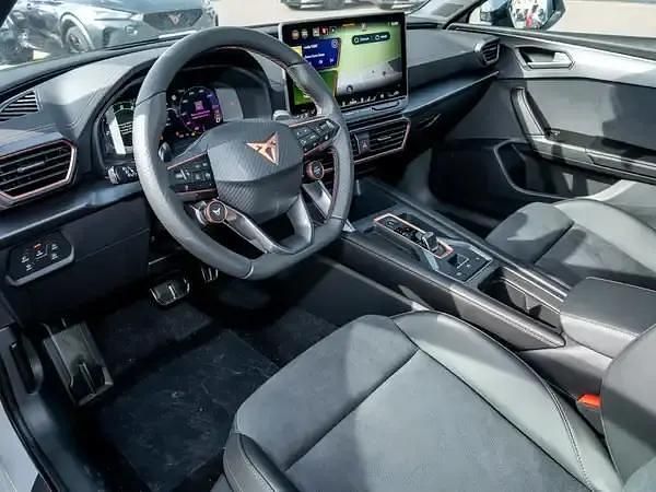 Neu Cupra Leon 333 PS (244 kW) 2026 Glacial white Kombi