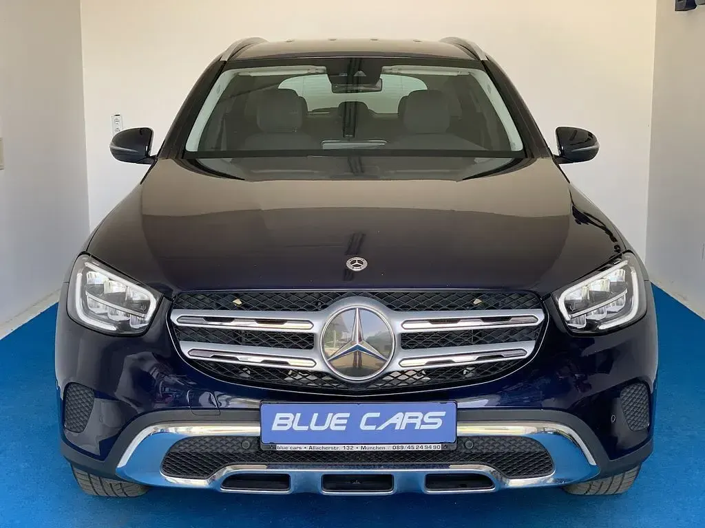 Gebraucht Mercedes GLC220 194 PS (142 kW) 2022 Cavansitblau (metallic) SUV