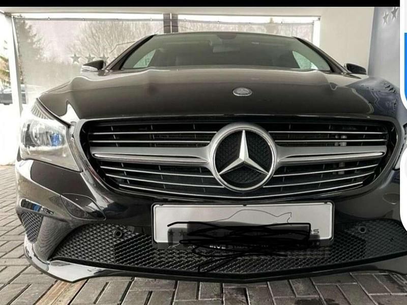 Gebraucht Mercedes CLA180 122 PS (89 kW) 2013 Schwarz Limousine