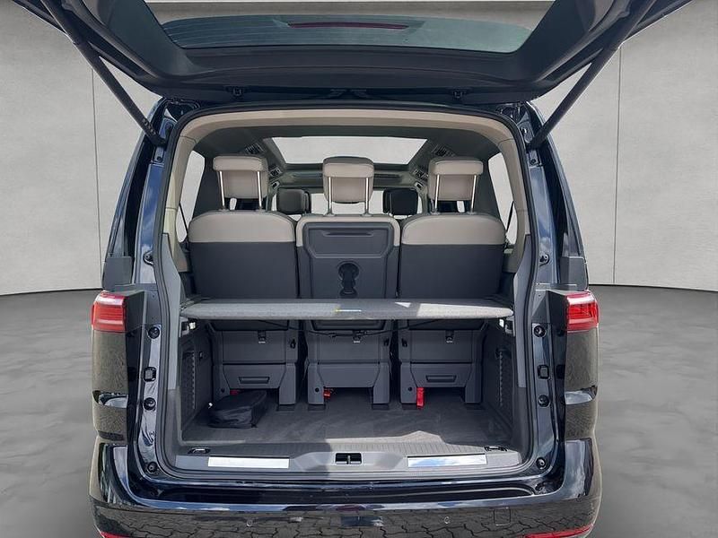 Gebraucht VW Multivan Style 150 PS (110 kW) 2025 Schwarz Van