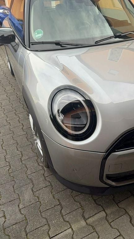 Gebraucht Mini Cooper Classic 156 PS (114 kW) 2024 Grau Kleinwagen