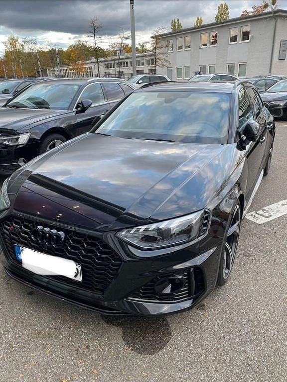 Schwarz Gebraucht 2021 Audi RS4 Sport Kombi | 60.900 € (Teuer) - Bild 1/4