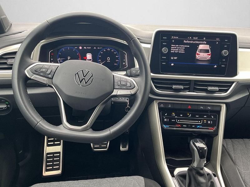 Gebraucht VW T-Roc Move 150 PS (110 kW) 2024 Ascotgrau SUV