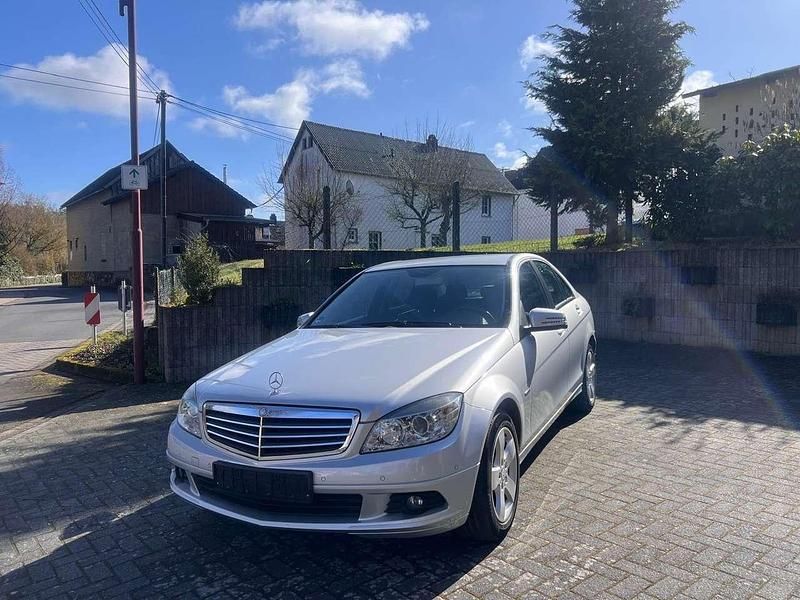 Gebraucht Mercedes C220 170 PS (125 kW) 2011 Grau Limousine