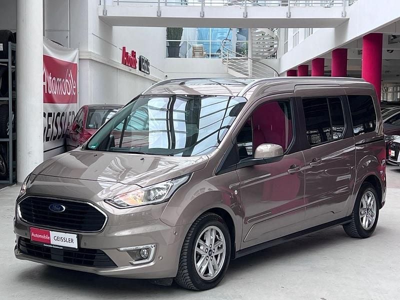 Gebraucht Ford Grand Tourneo Connect Titanium 101 PS (74 kW) 2019 Silber Van / Kleinbus
