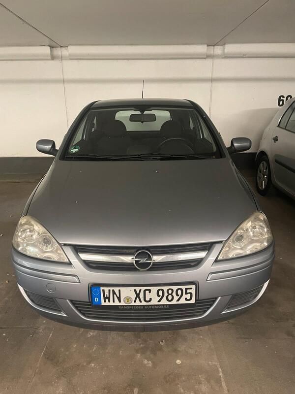 Grau Gebraucht 2005 Opel Corsa Kleinwagen | 1.500 € (Fairer Preis) - Bild 1/4