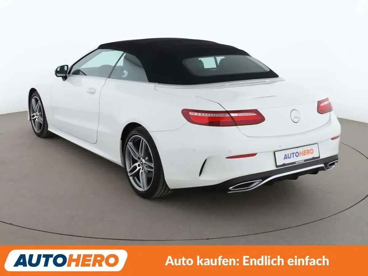 Gebraucht Mercedes E300 AMG line 245 PS (180 kW) 2019 Polarweiss Cabrio