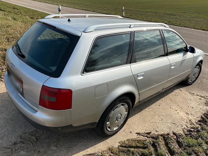 Gebraucht Audi A6 150 PS (110 kW) 1999 Silber Kombi