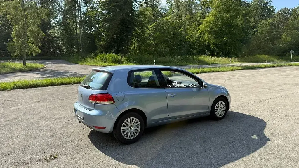 Gebraucht VW Golf VI 110 PS (80 kW) 2009 Blau Kleinwagen