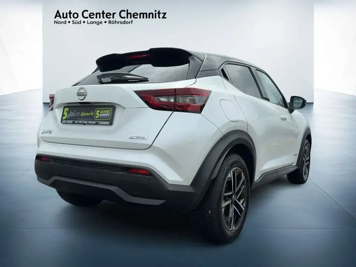 Gebraucht Nissan Juke N-Connecta 143 PS (105 kW) 2024 Schwarz SUV