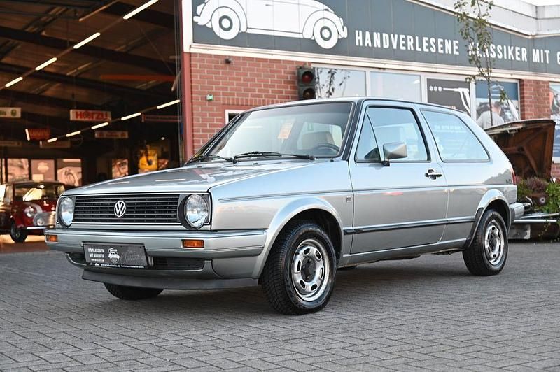 Grau Gebraucht 1985 VW Golf II Match Limousine | 6.990 € - Bild 1/4