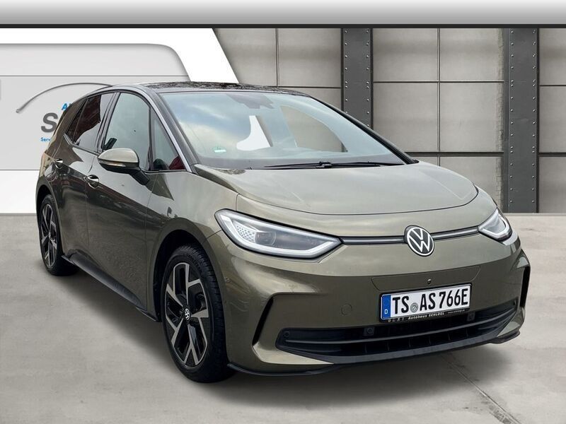 Weiß Gebraucht 2023 VW ID.3 Pro Kleinwagen | 43.870 € - Bild 1/4