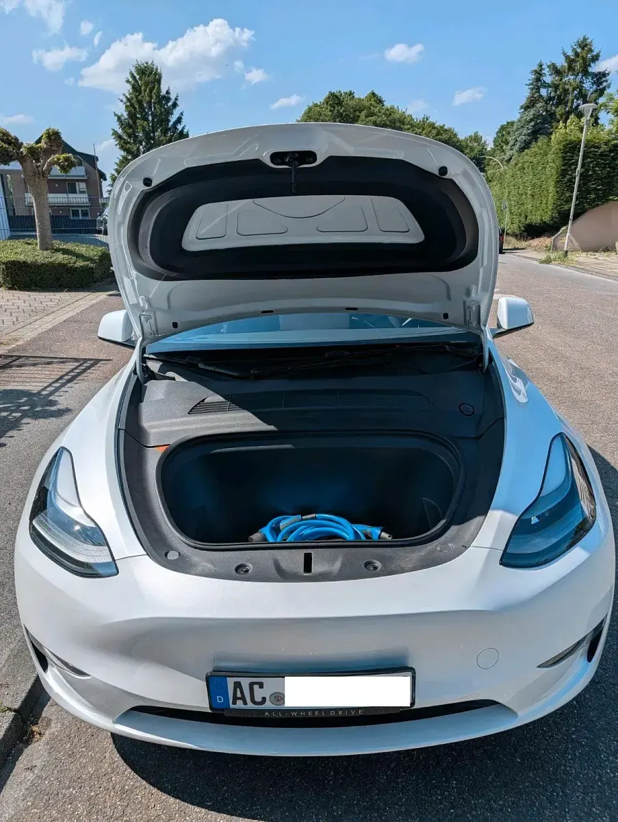 Occasion Tesla Model Y Long Range AWD 378 kW (514 ch) 2023 Blanc SUV