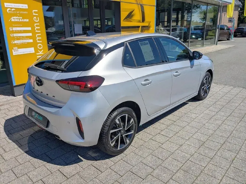 Gebraucht Opel Corsa 101 PS (74 kW) 2025 Silber Kleinwagen