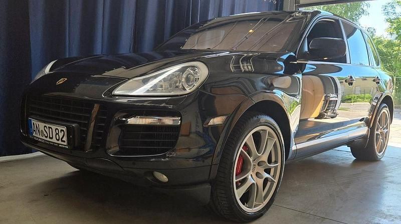 Schwarz Gebraucht 2009 Porsche Cayenne GTS SUV | 21.899 € (Etwas zu teuer) - Bild 1/4