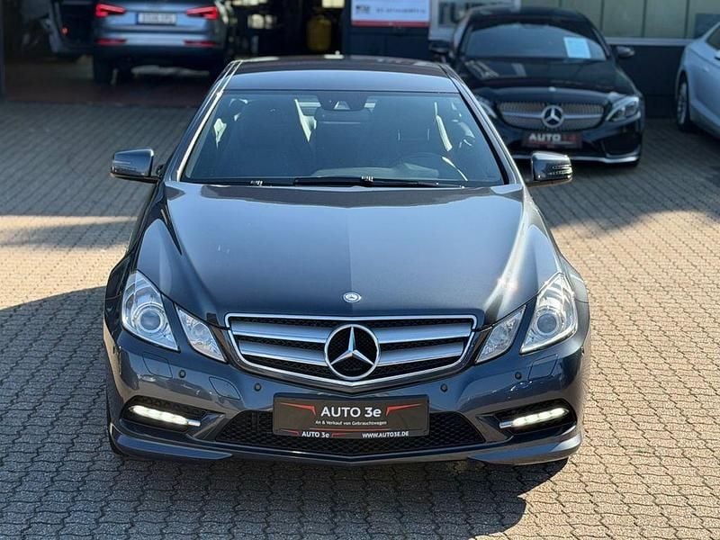 Gebraucht Mercedes E350 AMG line 306 PS (225 kW) 2014 Grau Coupé