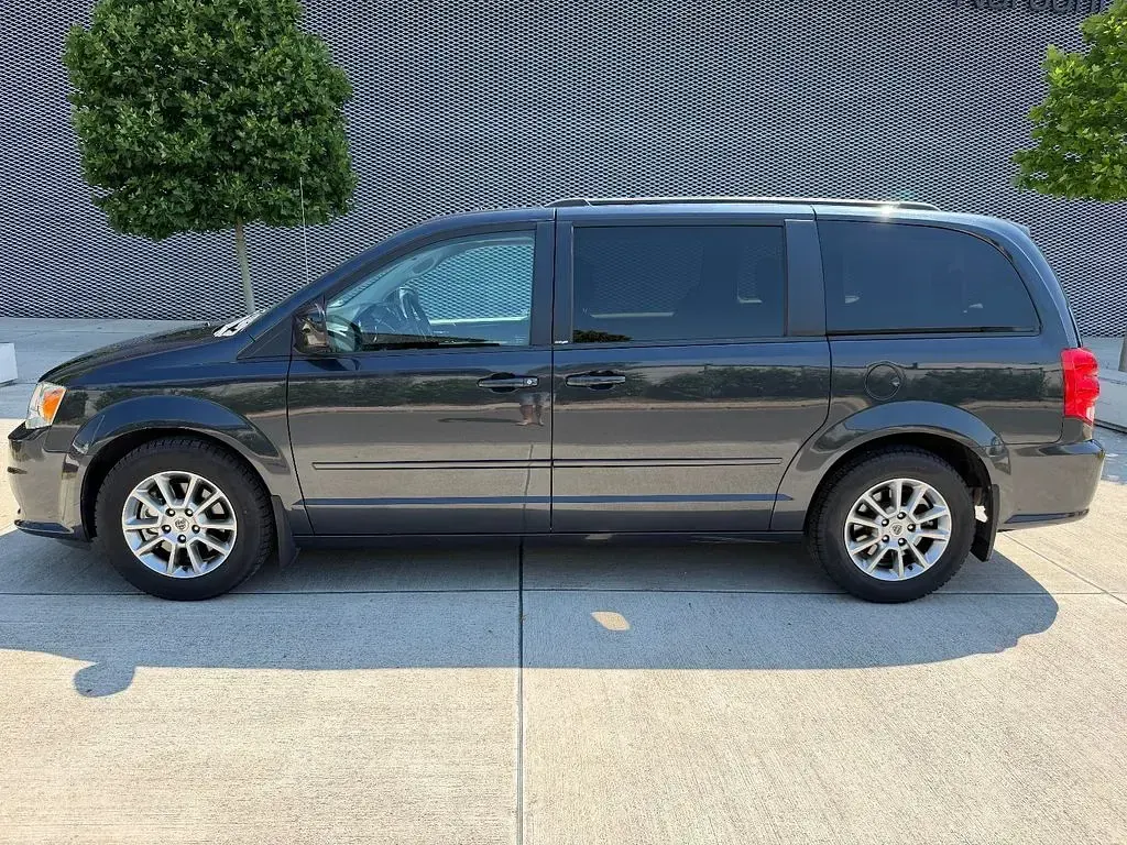 Gebraucht Dodge Grand Caravan SXT 287 PS (211 kW) 2014 Grau Van / Kleinbus