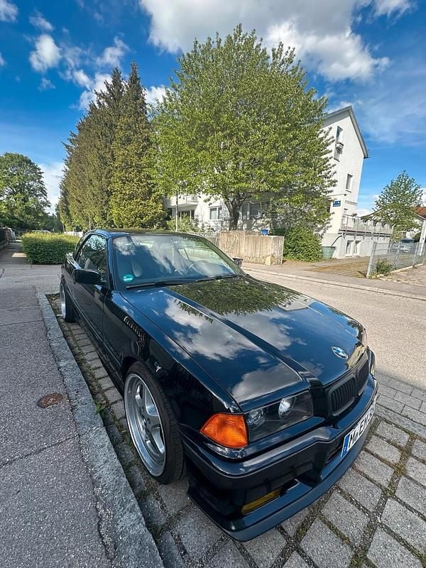 Schwarz Gebraucht 1993 BMW 325 Cabriolet Cabrio | 7.300 € - Bild 1/4
