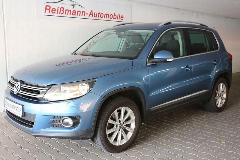 Blau Gebraucht 2013 VW Tiguan Sportline SUV | 10.990 € (Fairer Preis) - Bild 1/4
