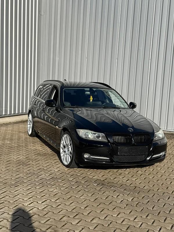 Gebraucht BMW 335 Performance 306 PS (225 kW) 2011 Schwarz Kombi