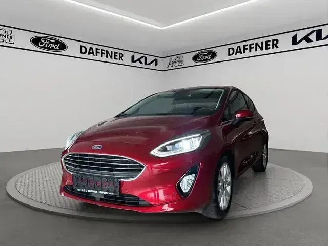 Gebraucht Ford Fiesta Titanium 125 PS (91 kW) 2020 Rot Kleinwagen