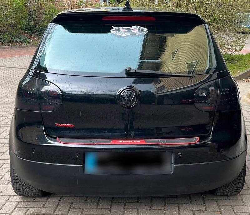 Usata VW Golf V 150 CV (110 kW) 2004 Nero Utilitaria