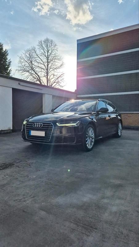 Gebraucht Audi A6 S-Line 218 PS (160 kW) 2015 Blau Kombi