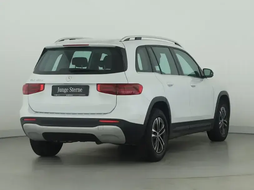 Gebraucht Mercedes GLB180 116 PS (85 kW) 2024 Digitalweiß SUV