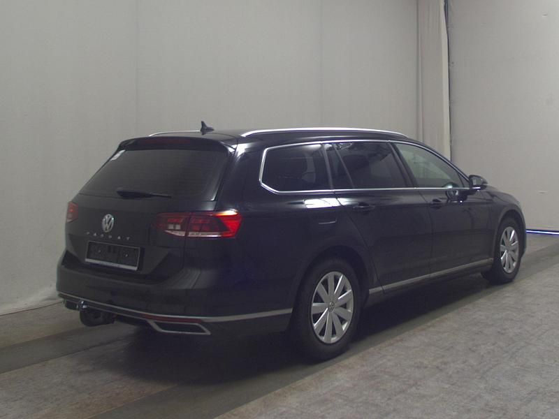 Second-hand VW Passat Elegance 200 CP (147 kW) 2020 Negru Break