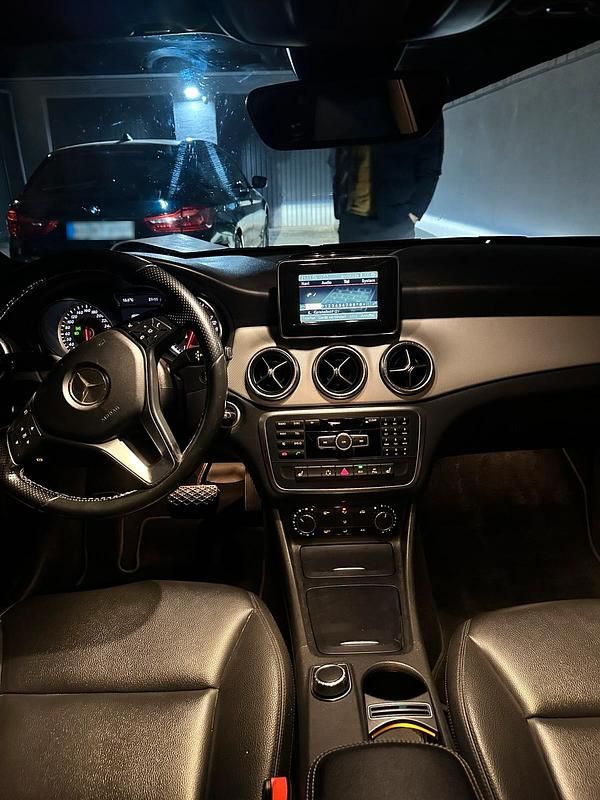 Gebraucht Mercedes CLA250 2014 Grau Limousine