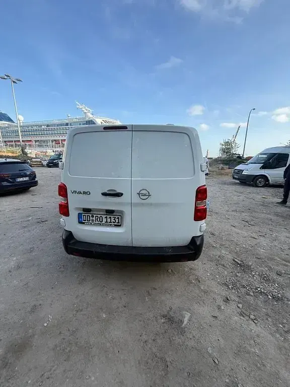Gebraucht Opel Vivaro-e Combi 122 PS (89 kW) 2020 Weiß Van / Kleinbus