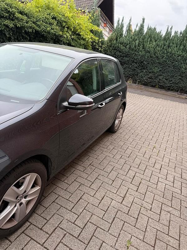 Gebraucht VW Golf VI 80 PS (58 kW) 2009 Schwarz Kleinwagen