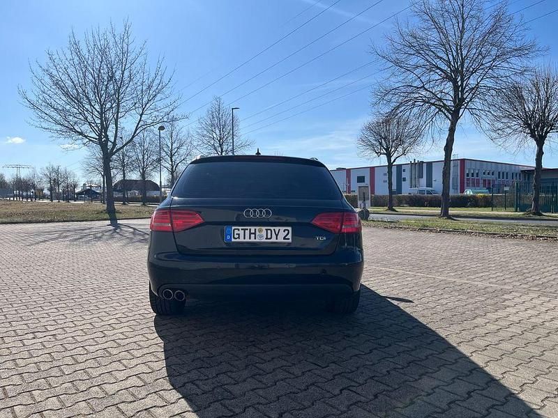 Używany Audi A4 Design 143 KM (105 kW) 2009 Czarny Sedan/Limuzyna