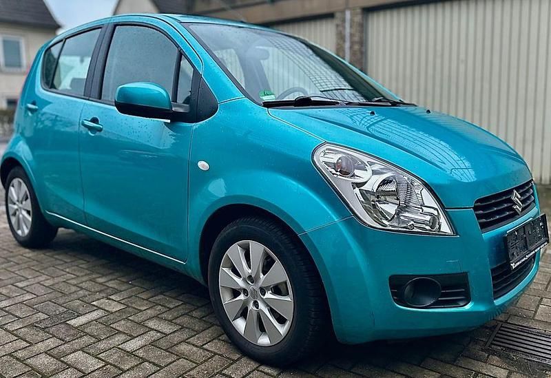 Blau Gebraucht 2010 Suzuki Splash Club Kleinwagen | 6.200 € (Fairer Preis) - Bild 1/4