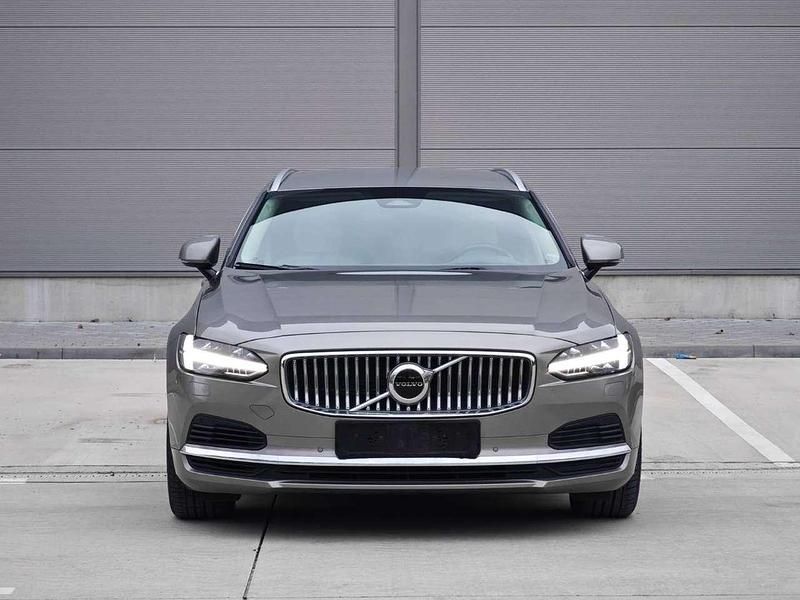 Gebraucht Volvo V90 Momentum 341 PS (250 kW) 2021 Grau Kombi