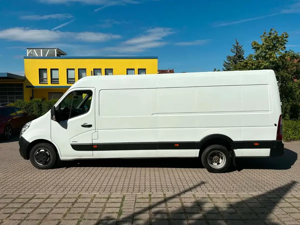 Gebraucht Opel Movano 150 PS (110 kW) 2014 Weiß Van / Kleinbus
