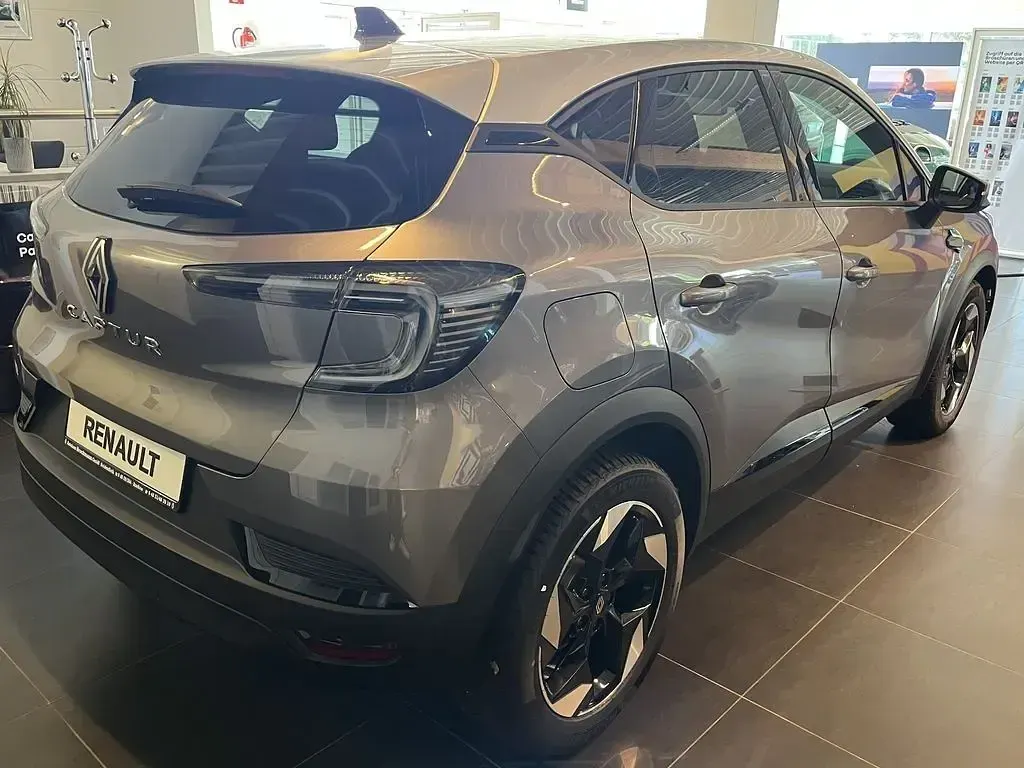 Neu Renault Captur Techno 141 PS (103 kW) 2026 Grau SUV